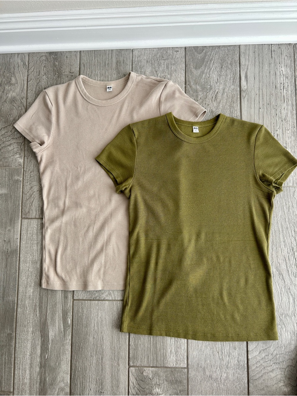 Uniqlo Women’s T Shirts